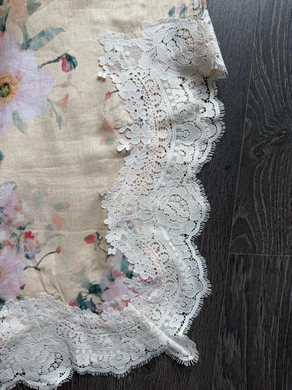 Zimmermann NWOT Everley Belted Lace-Trimmed Floral-Print Linen Midi Dress 2 - Picture 6 of 16
